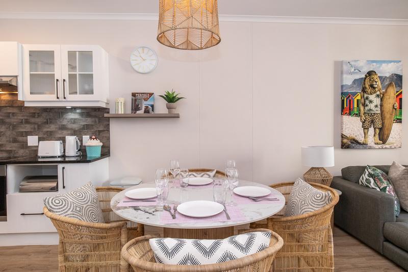 To Let 1 Bedroom Property for Rent in Muizenberg Western Cape